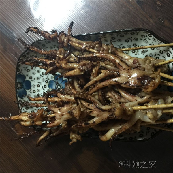 科頤辦公專業修機器的蔡師傅，搖身變專業燒烤師傅了-科頤辦公