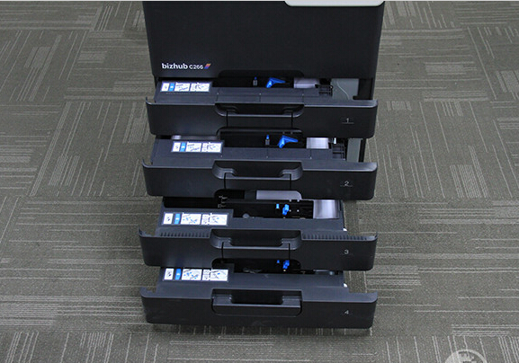柯尼卡美能達C266最多配備4個進紙盒 柯尼卡美能達C266最多配備4個進紙盒