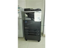 慶?？祁U辦公又給廣州某通信企業成功安裝柯尼卡美能達彩色復印機C221